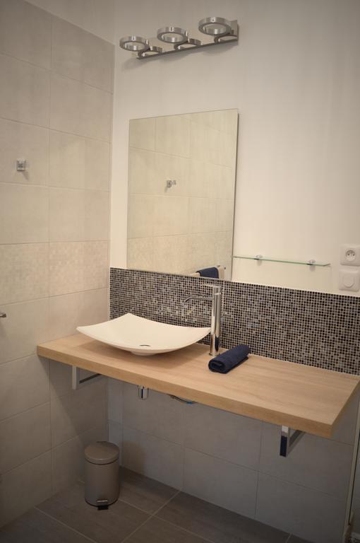 La Combe Joseph Bed & Breakfast Remoulins Ruang foto