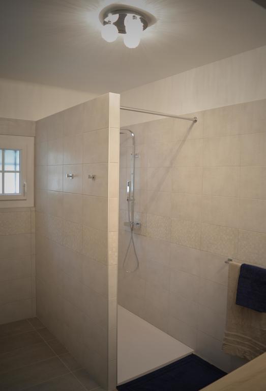 La Combe Joseph Bed & Breakfast Remoulins Bagian luar foto