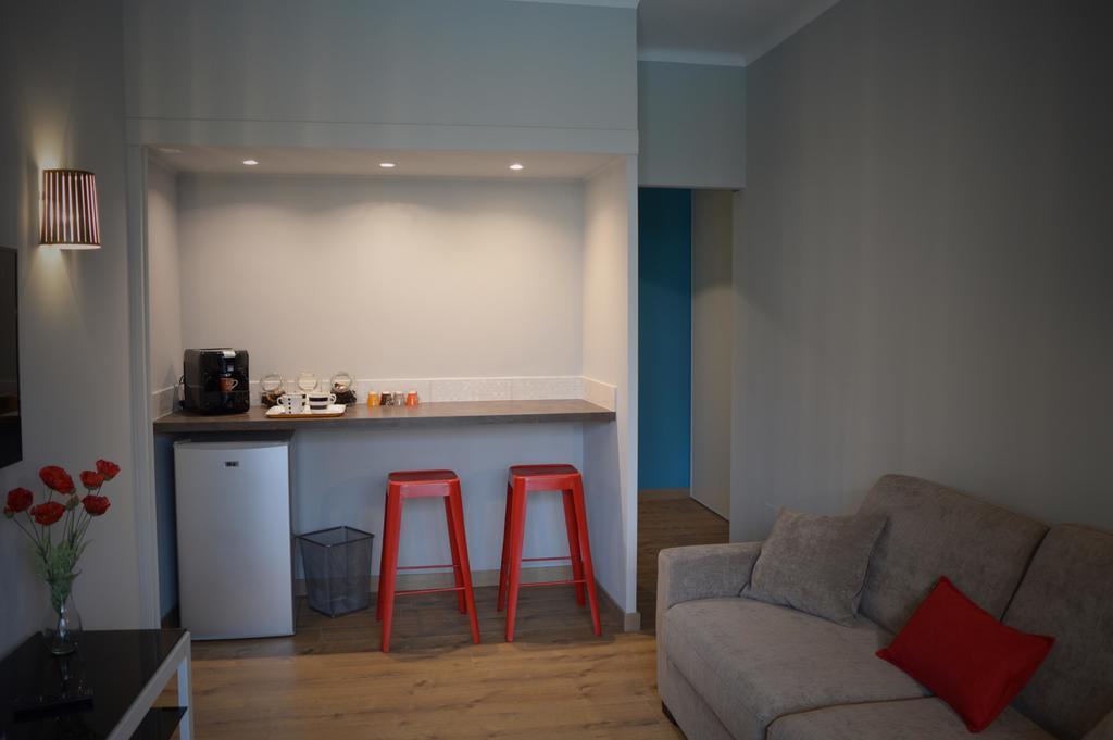 La Combe Joseph Bed & Breakfast Remoulins Ruang foto