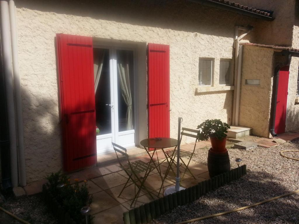 La Combe Joseph Bed & Breakfast Remoulins Ruang foto