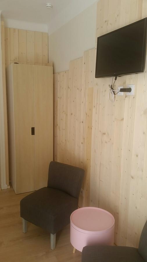 La Combe Joseph Bed & Breakfast Remoulins Bagian luar foto